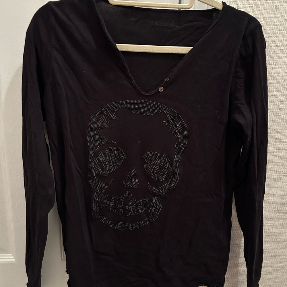 Black Long Sleeve Skull Top
